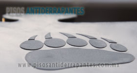 PISOS PARA GIMNASIO GRIZZLYMAT | PISOS ANTIDERRAPANTES |